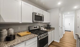 1288 Forestbrook Ln, Spartanburg, SC 29303