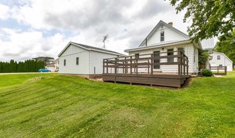 105 W Benton, Andrew, IA 52030