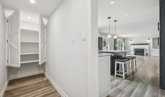 46 Purdy Ln, Amityville, NY 11795