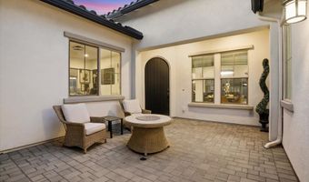 2080 E AQUARIUS Pl, Chandler, AZ 85249
