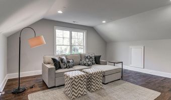 5700 TANGLEWOOD Dr, Bethesda, MD 20817