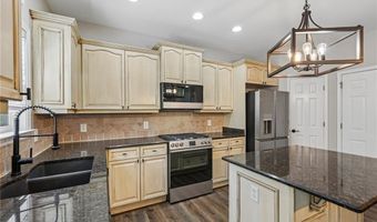 148 Gemstone Ln, Acworth, GA 30101