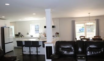 6 Greenfield Dr, Ansonia, CT 06401