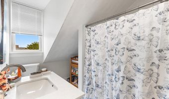 38 Vine St, East Providence, RI 02914