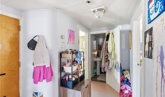 14 Garfield Ave, East Providence, RI 02916