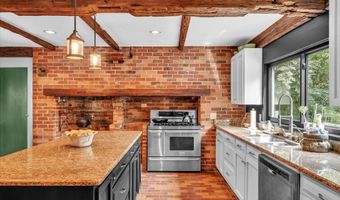 152 Dogwood Hills Rd, Americus, GA 31709