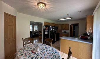 6 County Road 70 E, Bloomfield, IN 47424