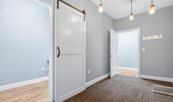 515 E Main St, Anna, OH 45302