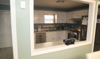 5821 WOODGATE Cir, Anniston, AL 36206