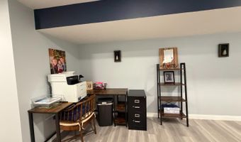 102 Shale Ct, Batesville, IN 47006