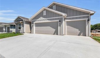 1607 Grayhawk Dr, Basehor, KS 66007