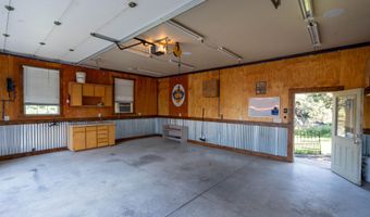 20087 Beaver Ln, Bend, OR 97703