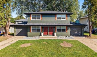 800 N HAWTHORNE Dr, Appleton, WI 54915