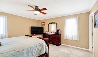 834 Deerfield Rd, Anderson, IN 46012