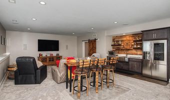 50181 Prairie Point Ct, Ames, IA 50014