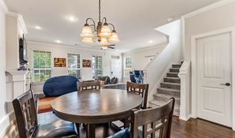 908 NE Arleta Gdns, Bentonville, AR 72712