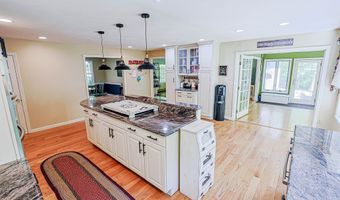 19 Winterberry Dr, Amherst, NH 03031