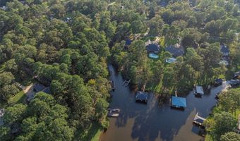 4936 Old Oak Dr, Benton, LA 71006