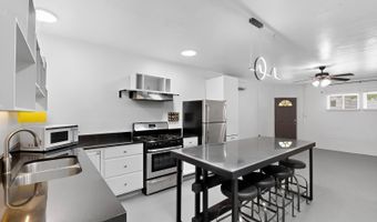 2419 Lead Ave SE, Albuquerque, NM 87106