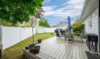 453 Cable Ave, Beachwood, NJ 08722