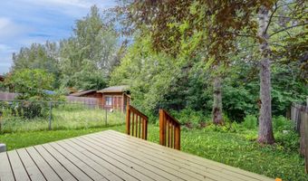 7676 Snow View Dr, Anchorage, AK 99507