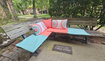 1209 Island Dr 102, Ann Arbor, MI 48105