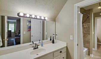 430 Bay Pointe Cir, Brandon, MS 39047