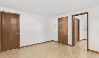 24 Seneca St, Coventry, RI 02816