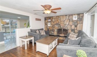 2 Ash Ln, North Providence, RI 02911