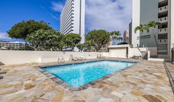 1160 Ala Napunani St 806, Honolulu, HI 96818