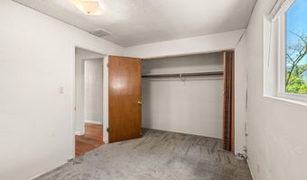 1556 Windsor St, Ashland, OR 97520