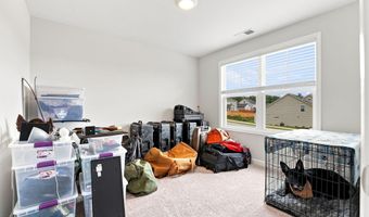 201 Rough Ridge Trl, Aberdeen, NC 28315