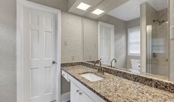 2518 E Doublegate Dr, Albany, GA 31721
