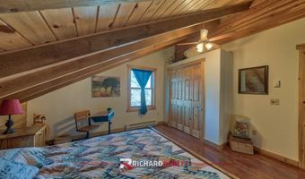 760 Lane 41, Burlington, WY 82411