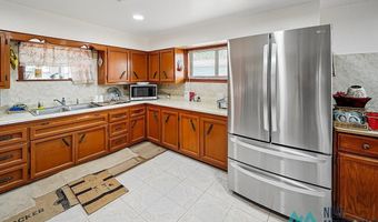 1502 Hill Sts, Carlsbad, NM 88220
