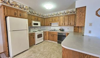 1012 N Brown Co 10 #11, Aberdeen, SD 57401