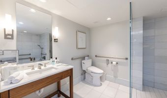 2139 Kuhio Ave 2908, Honolulu, HI 96815