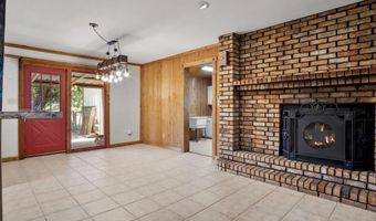 250 Young Rd, Millsap, TX 76066