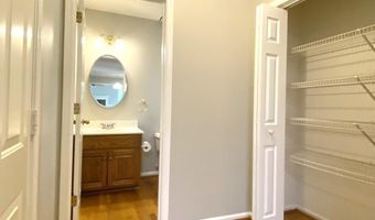 612 Braidwood Dr NW, Acworth, GA 30101