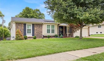 894 Napoli Dr, Ballwin, MO 63021