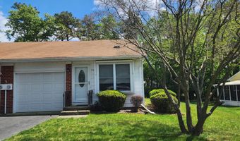 4 Molly Pitcher Ct B, Whiting, NJ 08759