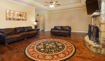 130 Meadow Arbor Dr, Weatherford, TX 76085