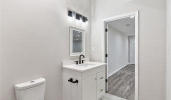 100 Little Rdg, Berkeley Lake, GA 30096