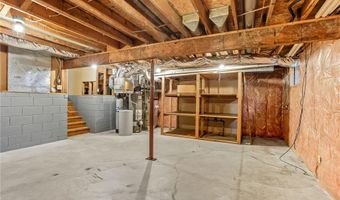 7454 Upper 24th St N, Oakdale, MN 55128