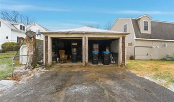 5 Branch Ave, North Smithfield, RI 02896