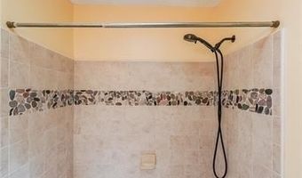 1046 SUMMER Hl, Acworth, GA 30102