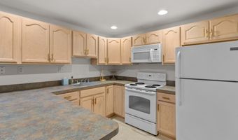 8 TAMAR Ct, Bear, DE 19701