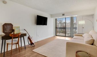 5300 HOLMES RUN Pkwy 417, Alexandria, VA 22304