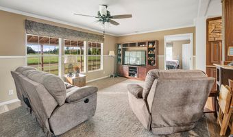 82 Harris Rd, Baxley, GA 31513