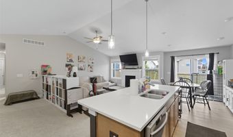 2817 21st St SW, Altoona, IA 50009